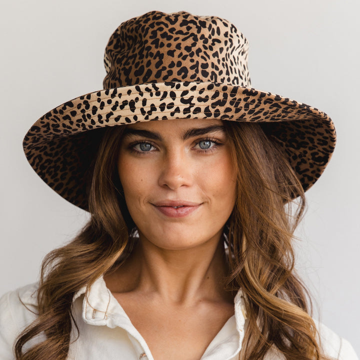 LEOPARD BUCKET HAT