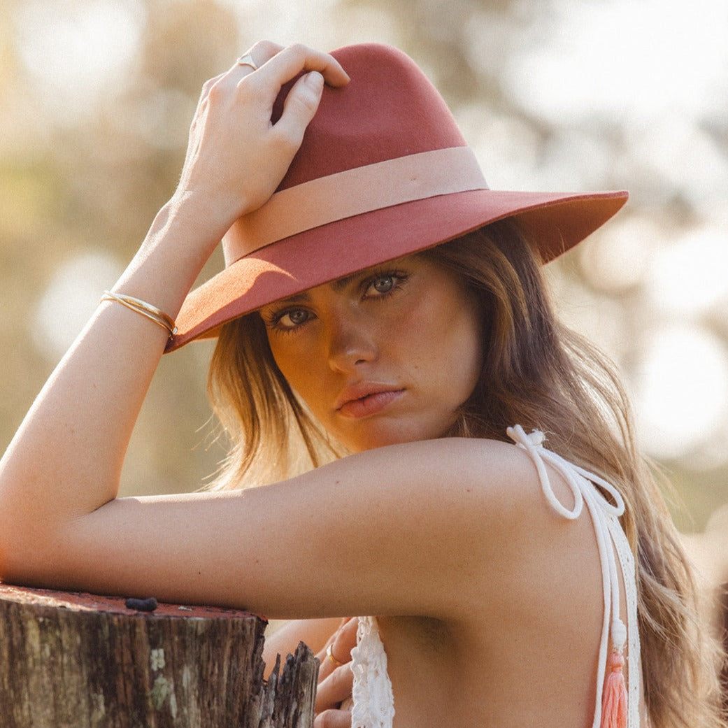 MARGOT | 100% Superfine Merino Wool | Women display picture 1