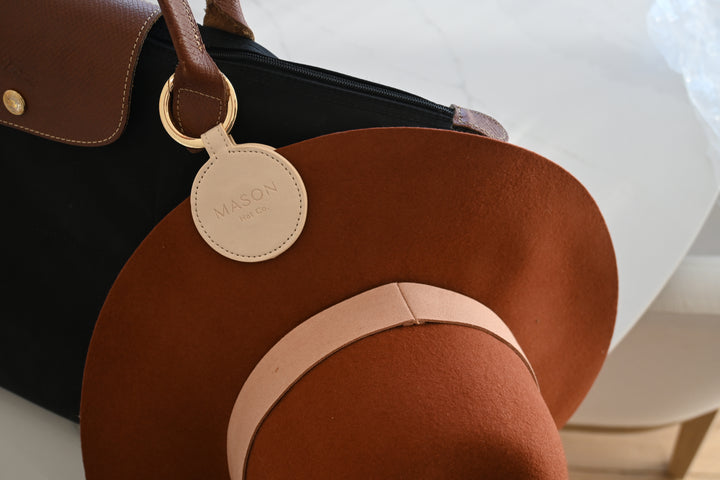 Hat Clip - nude